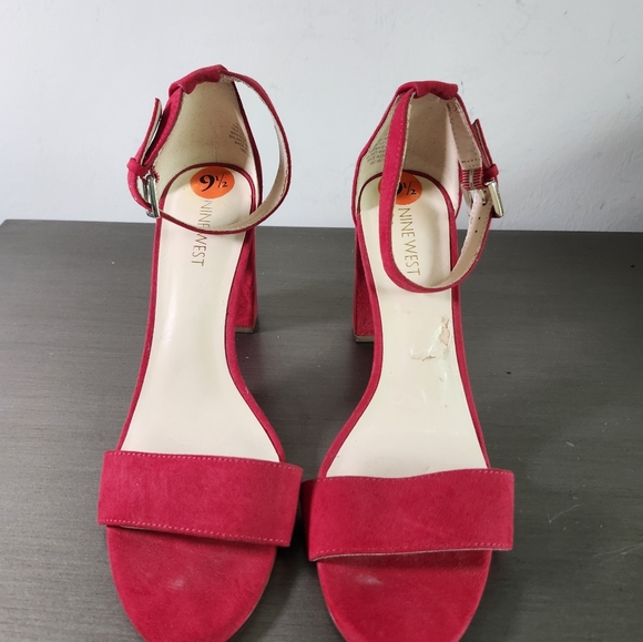 Nine West Abrah Red Faux Suede Strap Open Toe High Heel Sandals Shoes S 9.5M NEW - Picture 2 of 9